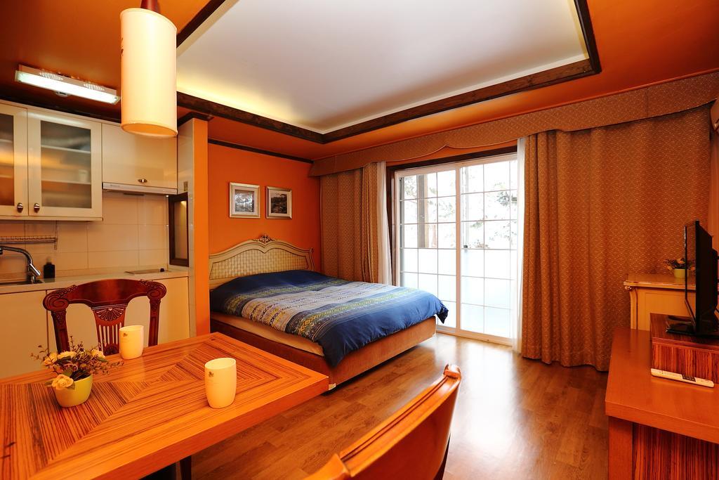 Bench House Villa Phjongcshang Kültér fotó